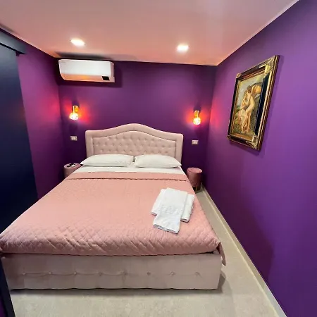 Nobilehouse 2 Bed and Breakfast