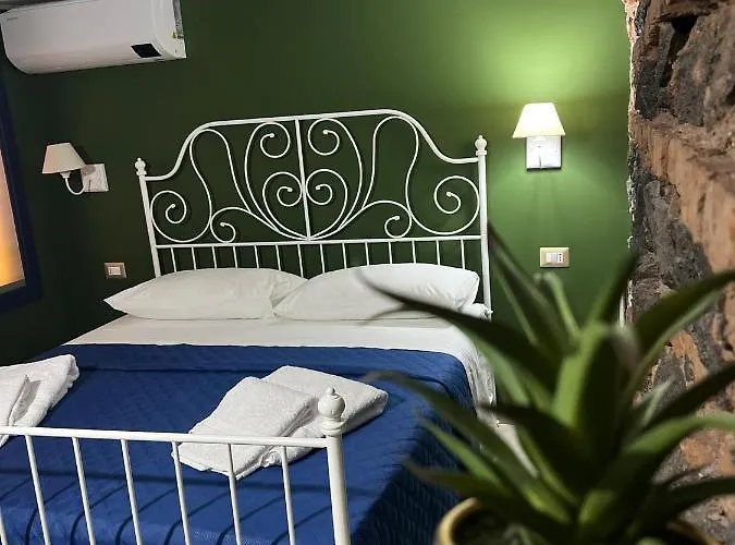 Oda ve Kahvaltı Nobilehouse 2 Katanya