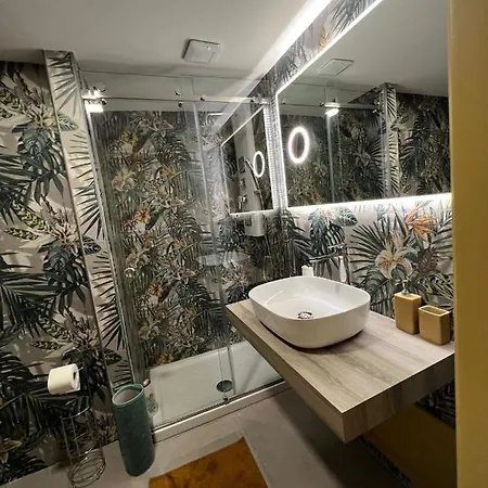 Nobilehouse 2 Nocleg ze śniadaniem 4*