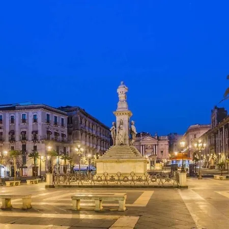 Nobilehouse 2 Nocleg ze śniadaniem 4*